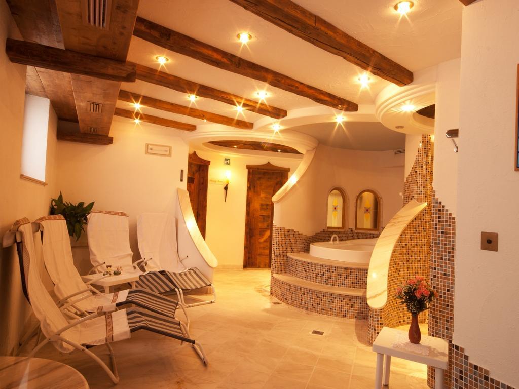 Hotel Christeinerhof Santa Cristina Val Gardena Exterior foto